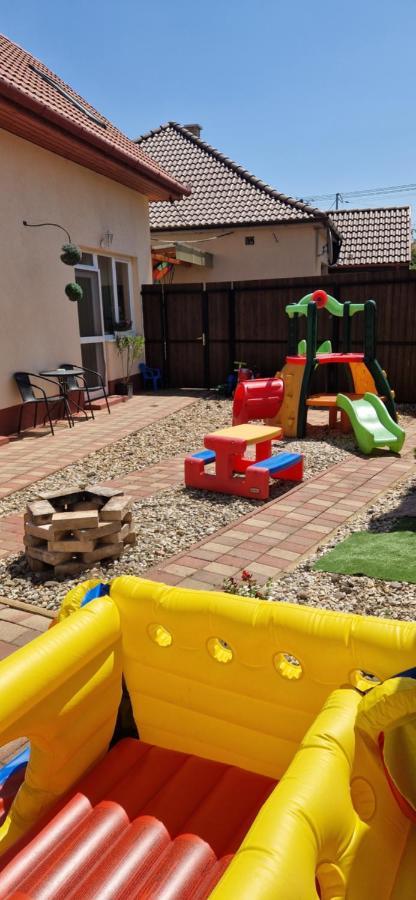 Magnolia Apartman Hajdúszoboszló المظهر الخارجي الصورة